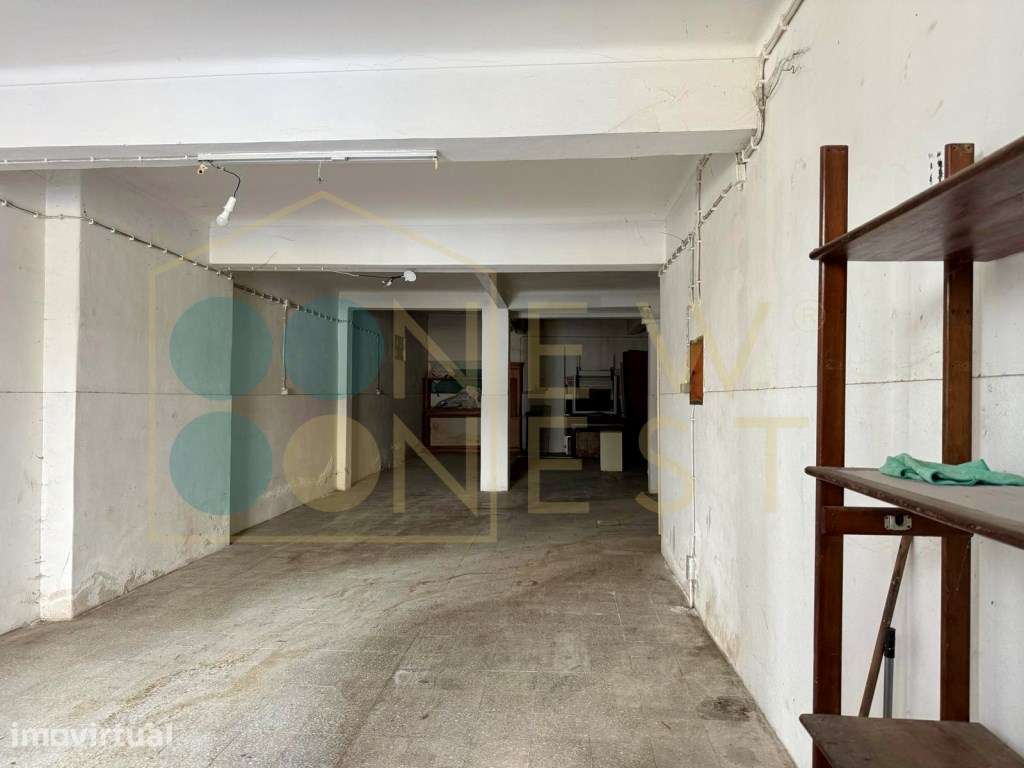 Garagem / Armazém na Camarinha com casa de banho | Setúbal - Grande imagem: 5/12