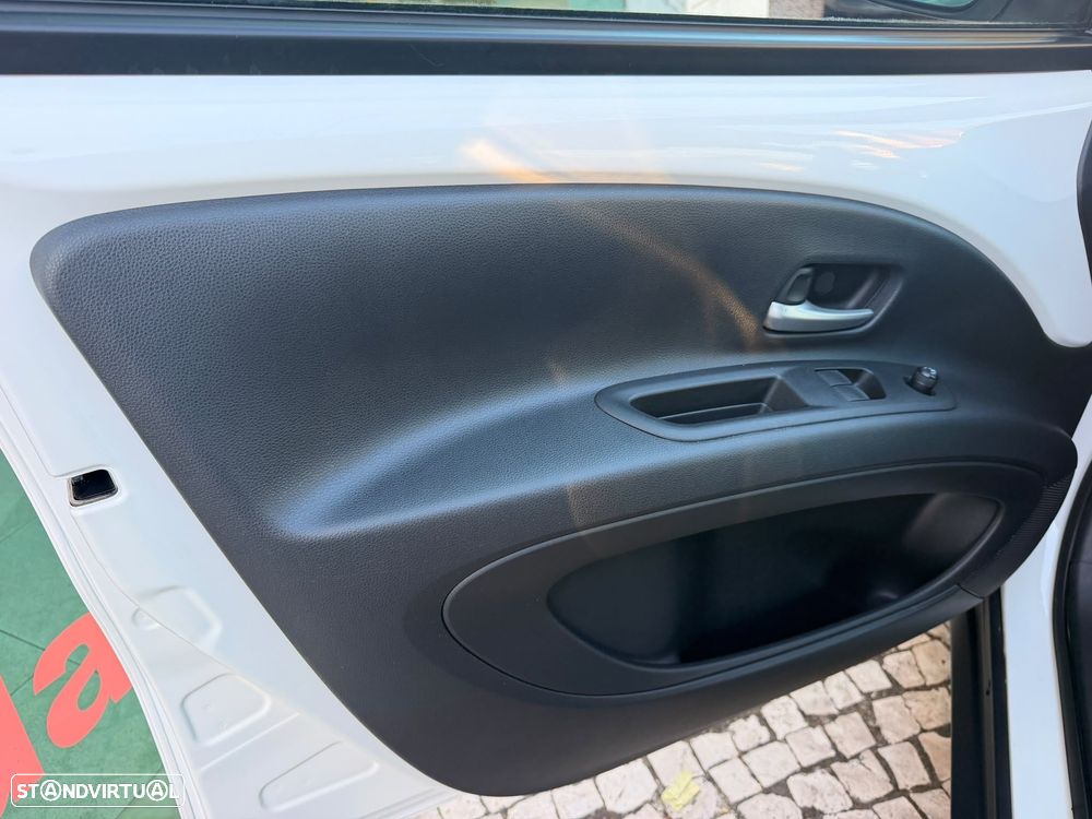 Toyota Aygo x-play - 23