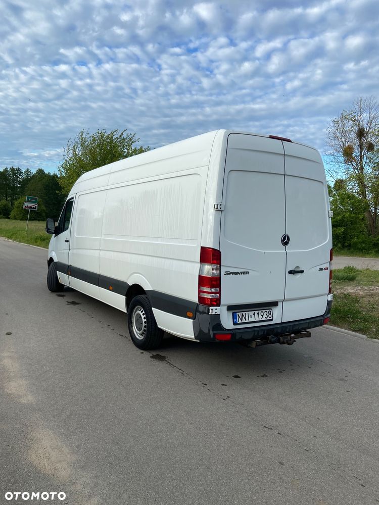 Mercedes-Benz Sprinter - 4