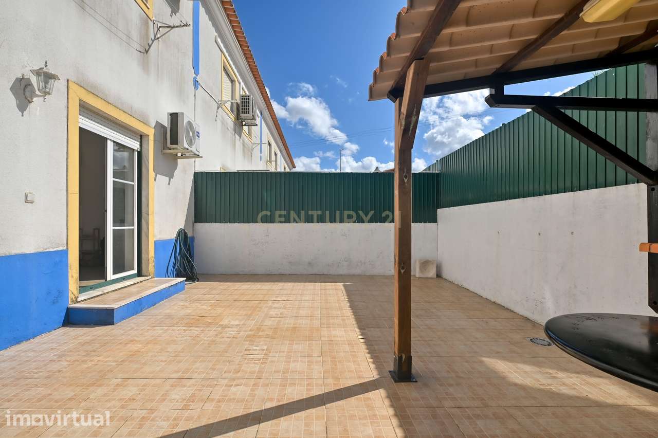 Apartamento T2 em Milharado, com terraço e parquemento - Grande imagem: 2/23