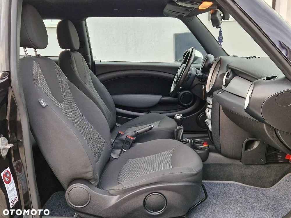 MINI Cooper D 50 Mayfair - 10