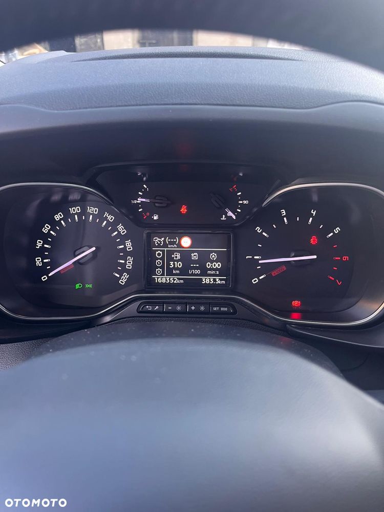 Citroën Berlingo XL BlueHDi 130 FEEL - 11