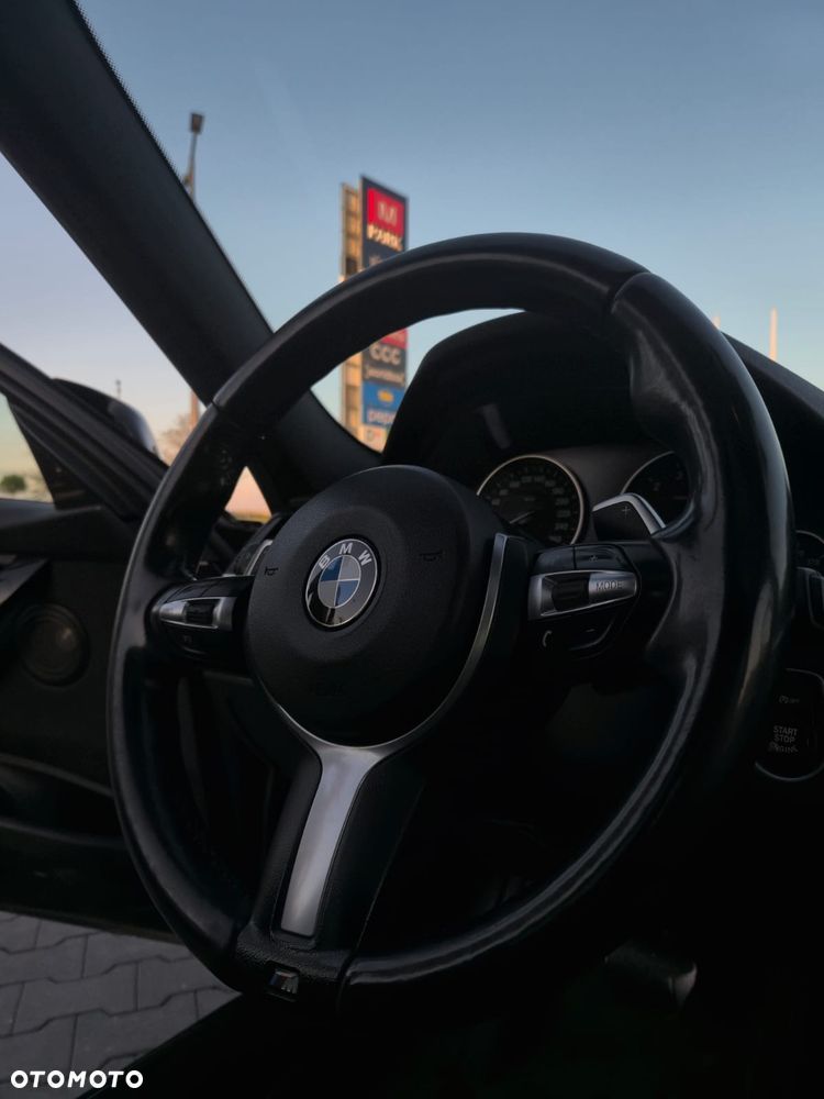BMW Seria 3 335i xDrive Edition Sport - 15