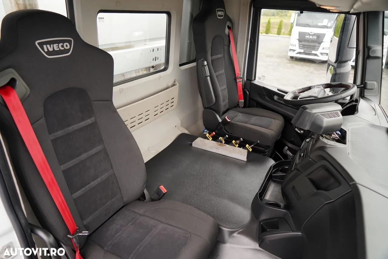 Iveco X-WAY 480 / 8X4 / BASCULATOR DUBLU / HIDRAULIC LATERAL / CLAPETĂ HIDRAULICĂ / AUTOMAT / IMPORTAT - 35