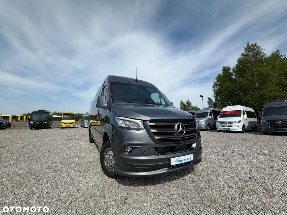 Mercedes-Benz Sprinter 519 - 11