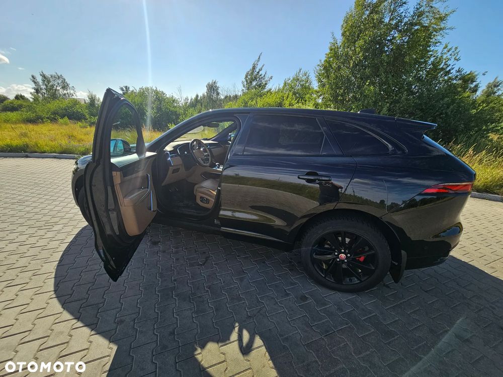 Jaguar F-Pace 3.0 D300 mHEV AWD R-Dynamic HSE - 2