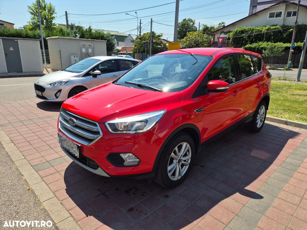 Ford Kuga - 2
