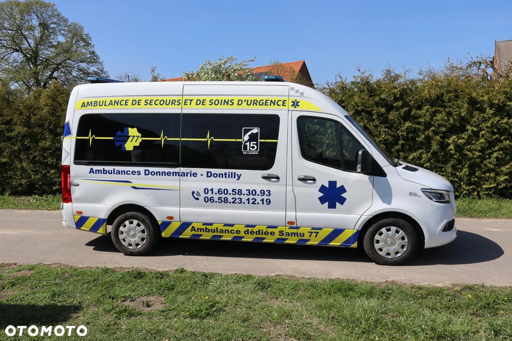 Mercedes-Benz Sprinter 319 - 5