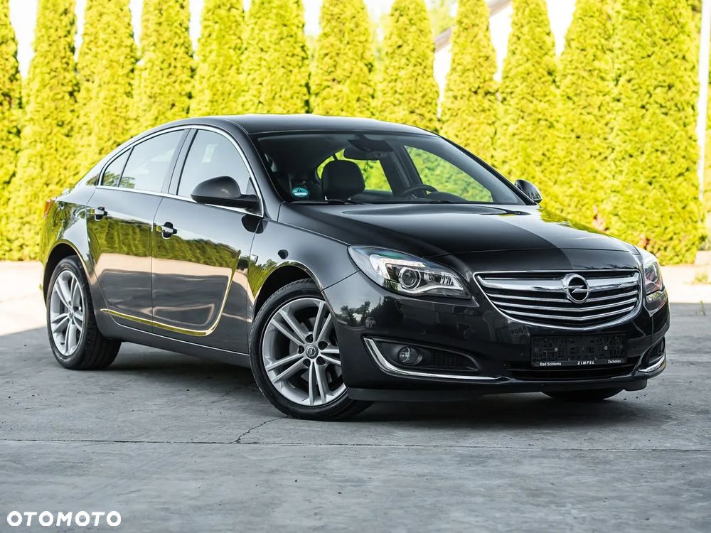 Opel Insignia - 1