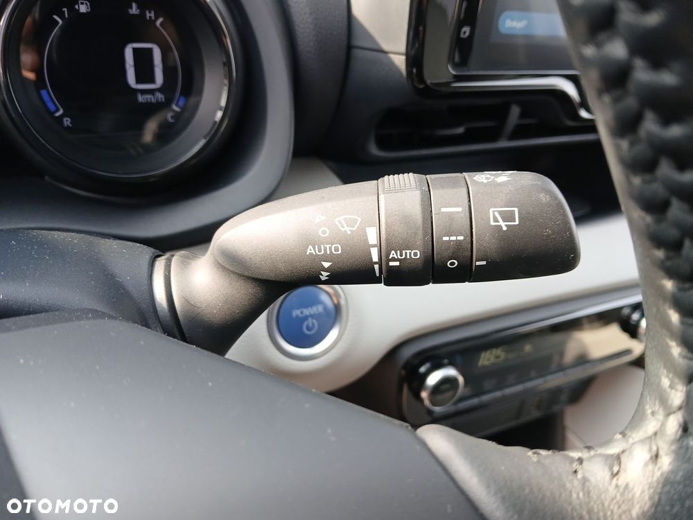 Toyota Yaris - 31