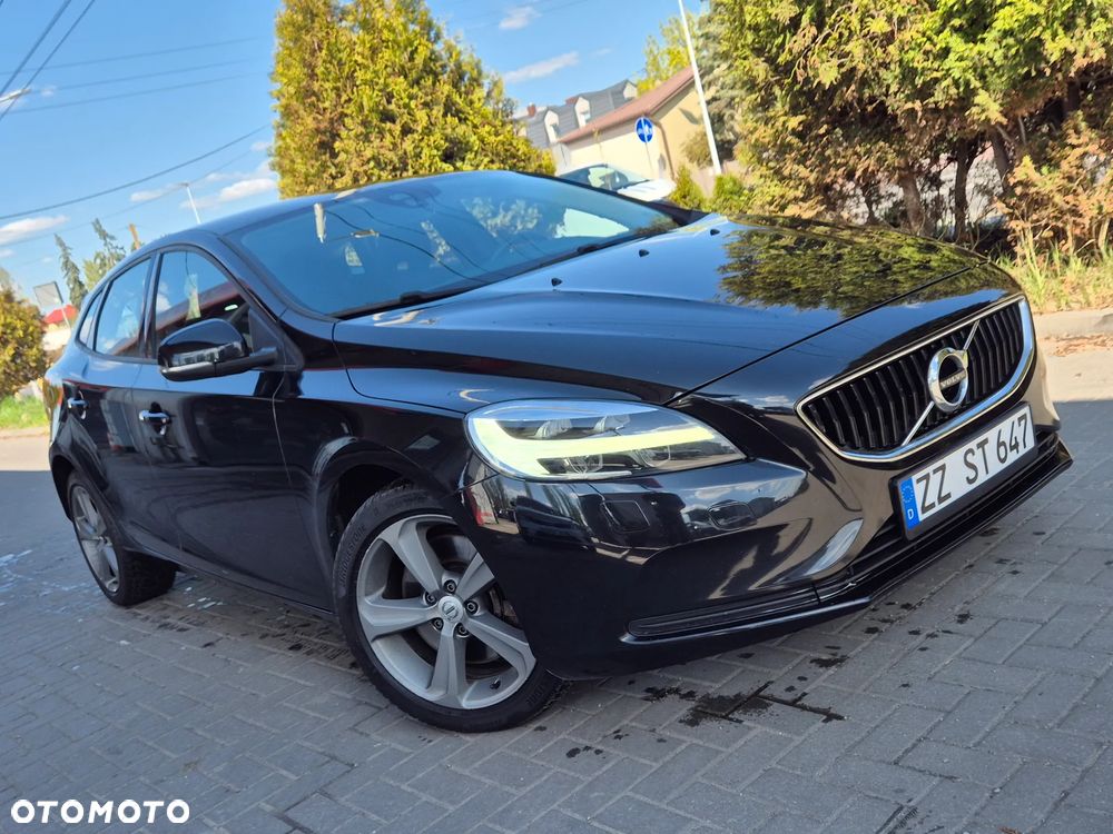 Volvo V40 T3 Geartronic Momentum - 16