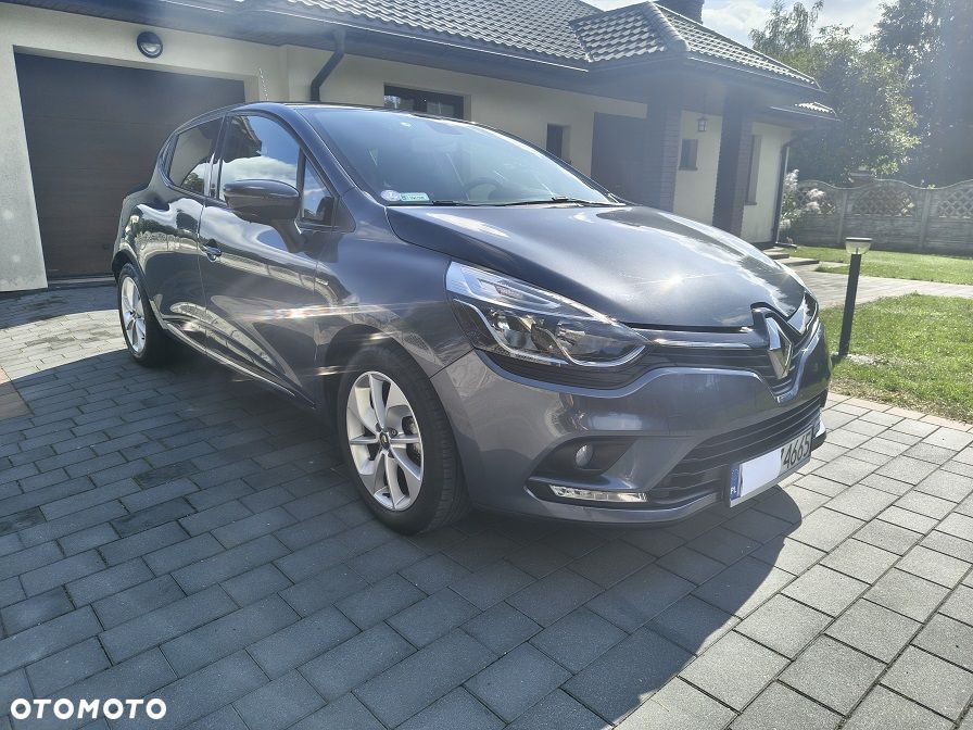 Renault Clio 1.2 16V Limited - 2