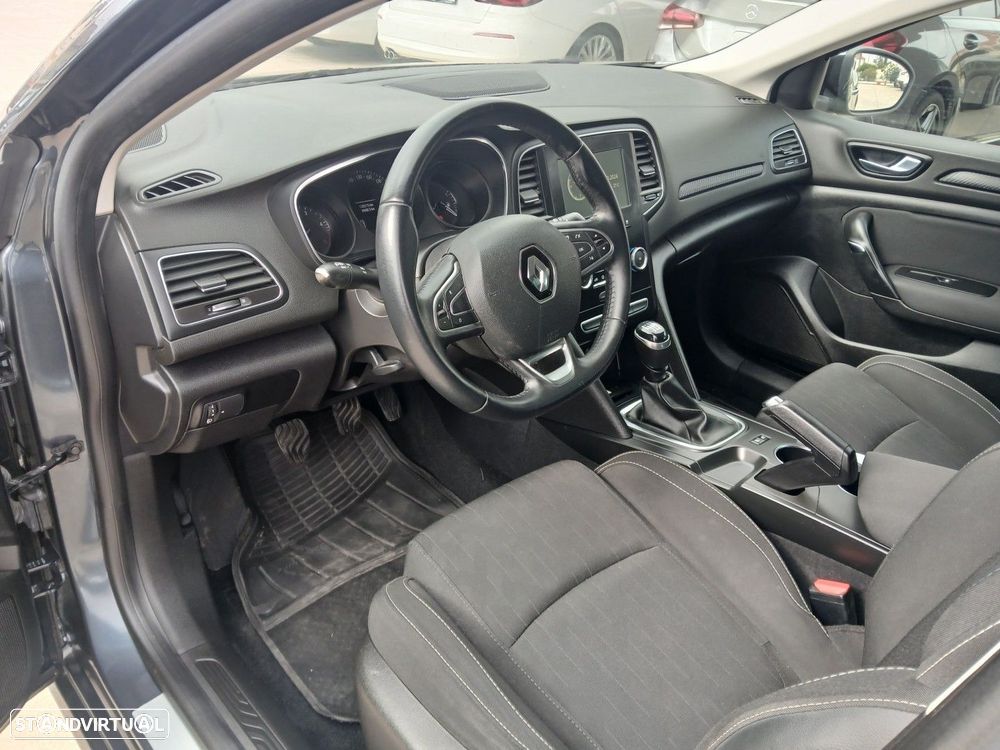 Renault Mégane 1.5 Blue dCi Limited - 18