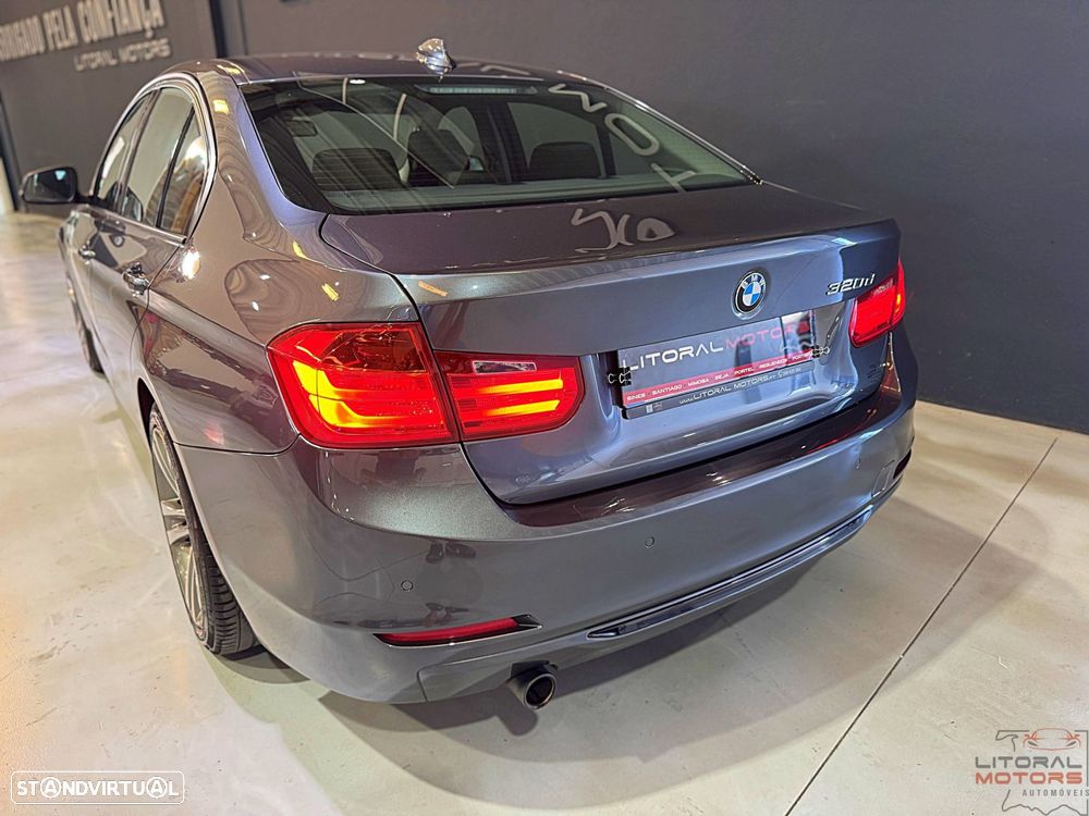 BMW 320 d Auto Line Sport - 10