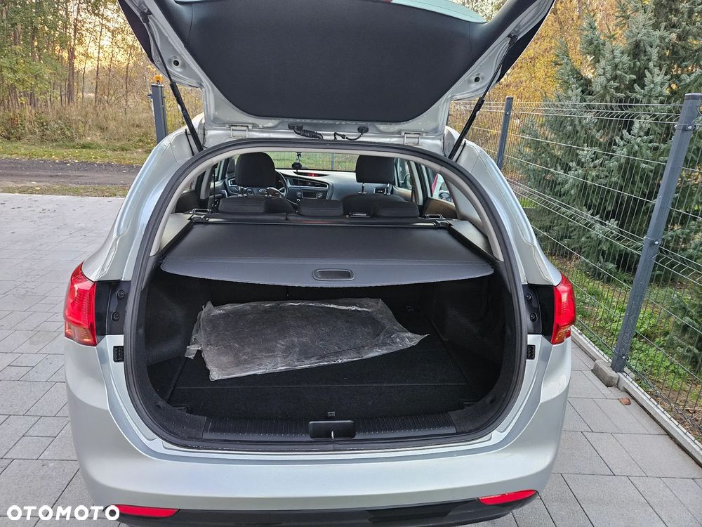Kia Ceed - 7