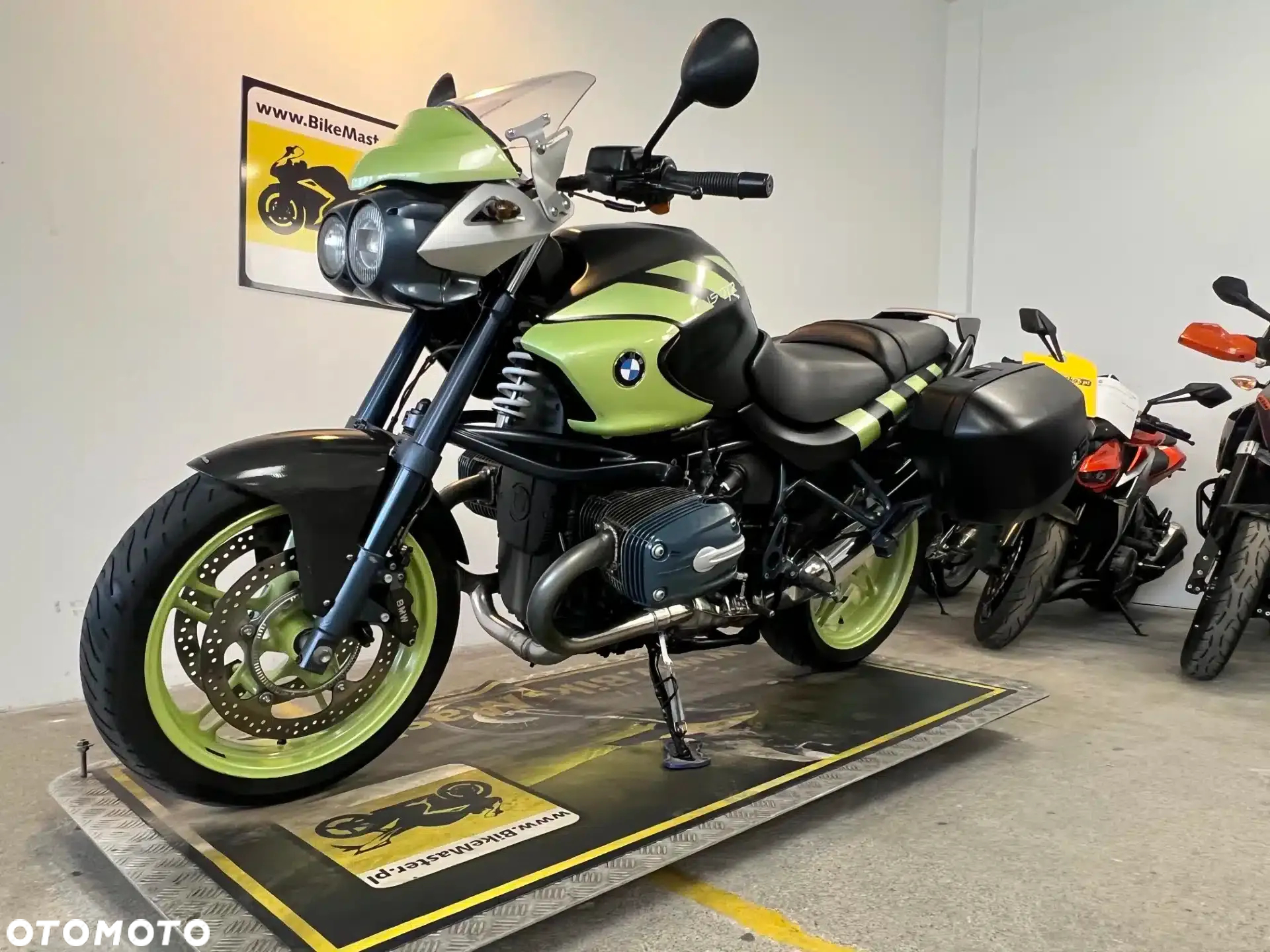 BMW R - 4