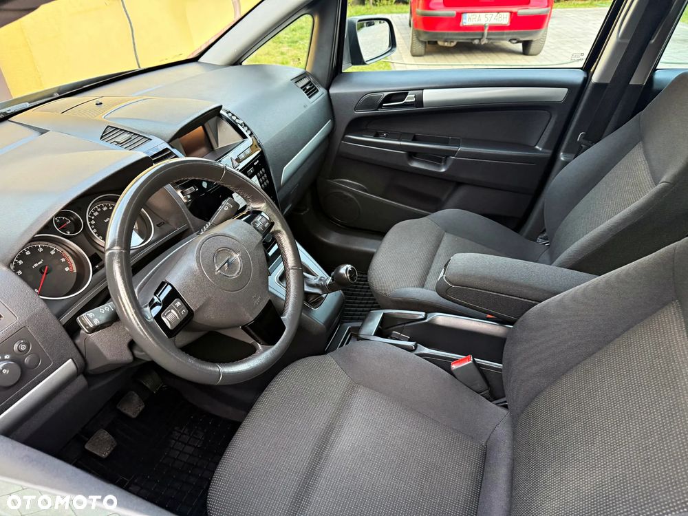 Opel Zafira 1.8 Family - 12