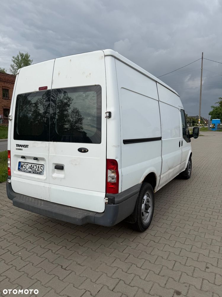Ford Transit 350L - 5