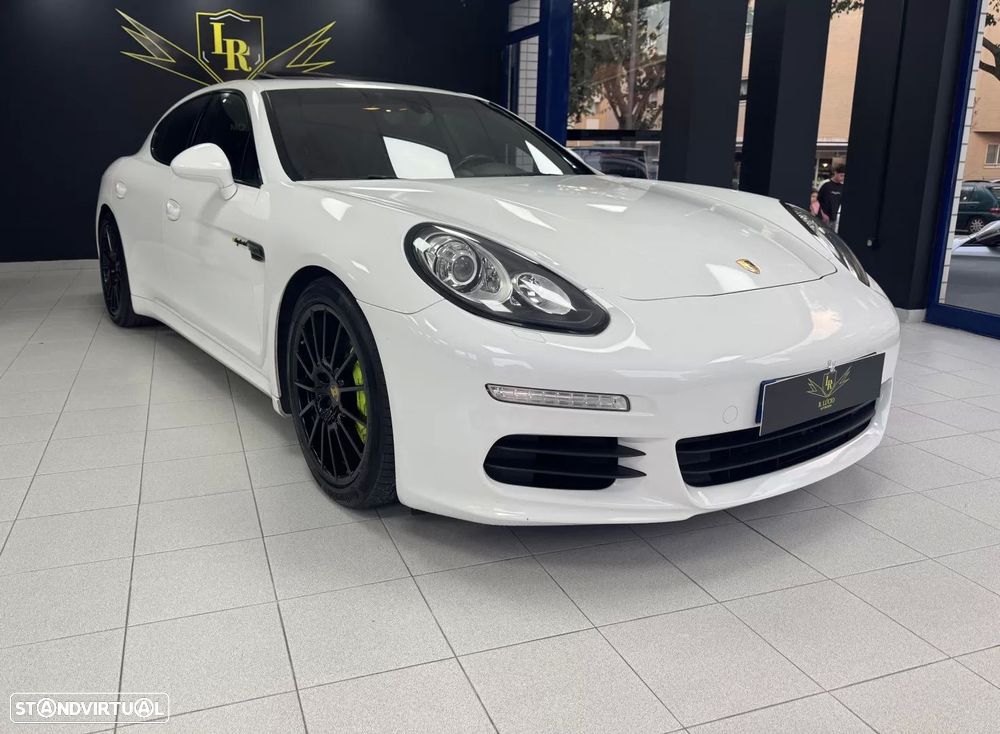 Porsche Panamera S e-Hybrid - 1