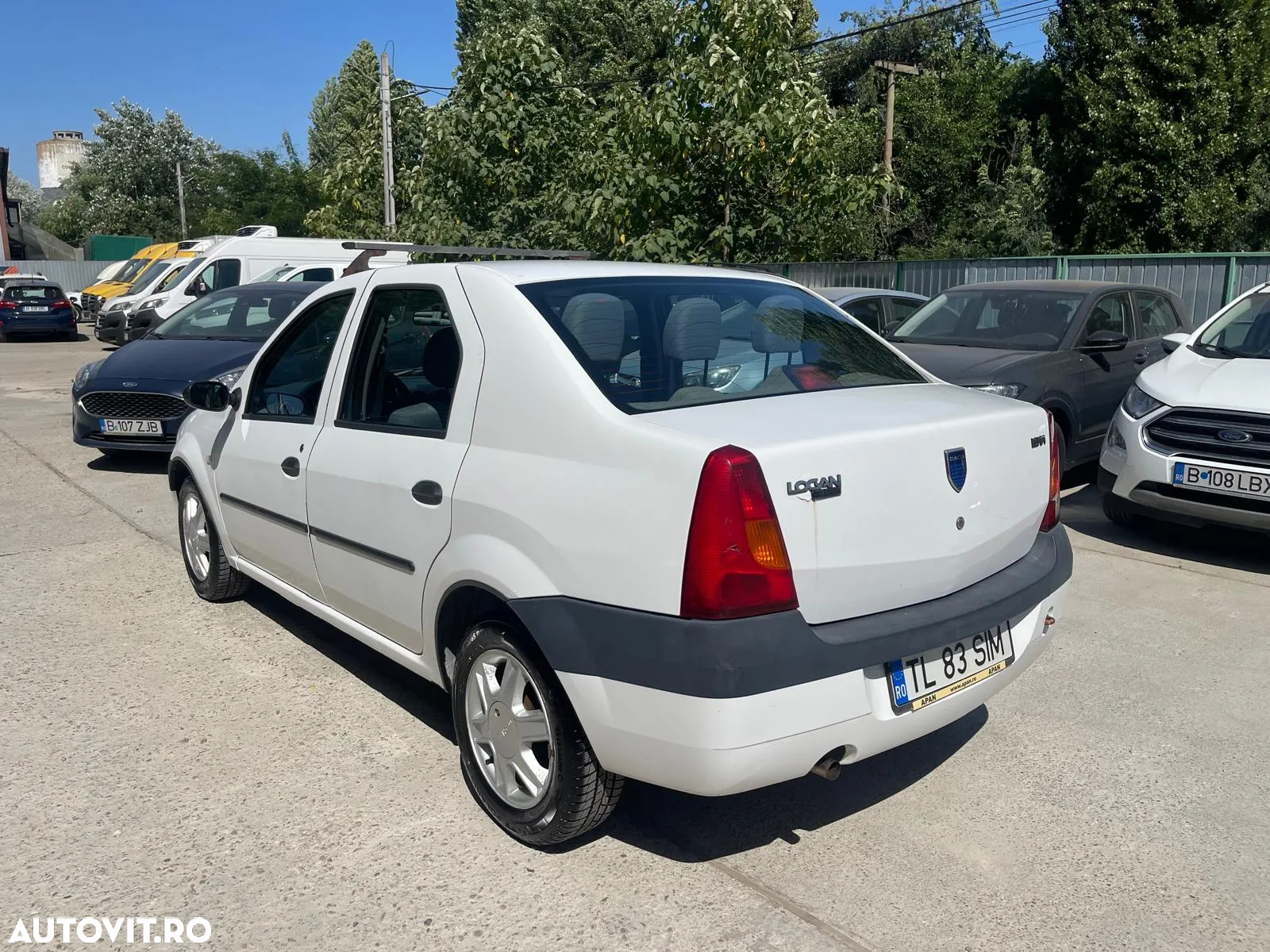 Dacia Logan 1.6 MPI Laureate - 13