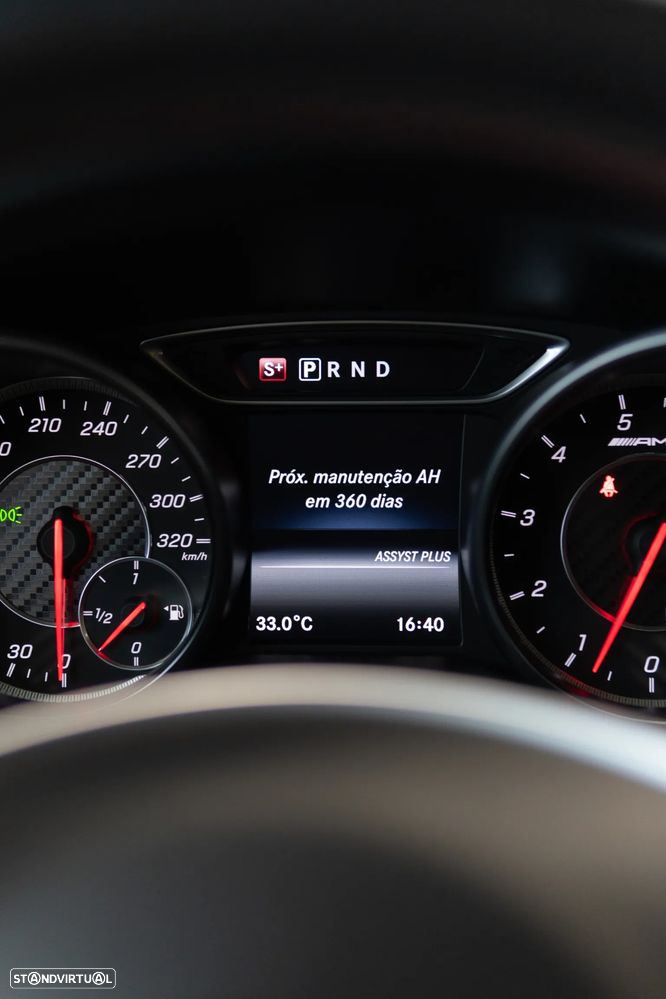 Mercedes-Benz A 45 AMG 4Matic Speedshift 7G-DCT - 51