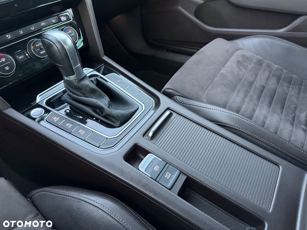 Volkswagen Passat 2.0 TSI BMT Highline DSG - 20