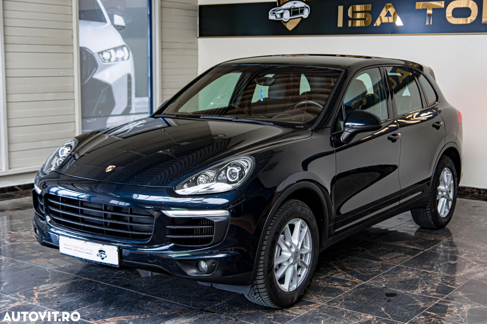 Porsche Cayenne 3.0 L - 1