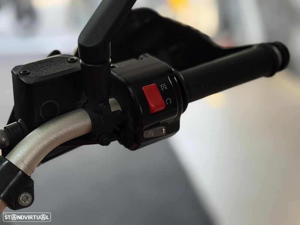 KTM 1090 Adventure - 8