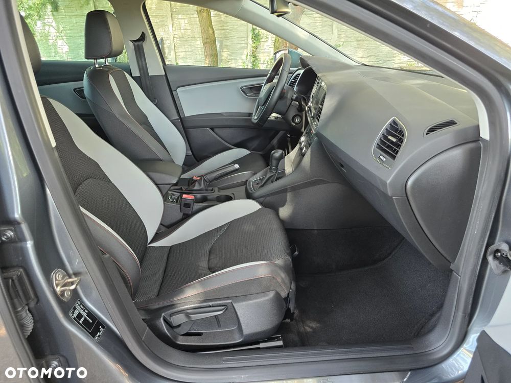 Seat Leon 2.0 TDI DPF Start&Stop DSG FR - 29