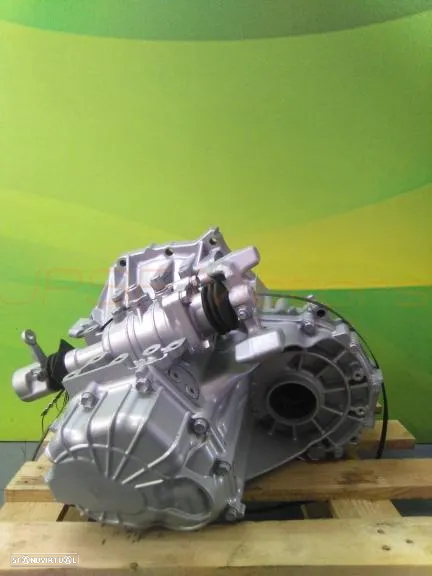 Caixa de velocidades RECONDICIONADA Toyota Yaris 1.4 D-4D Y80312514 - 3