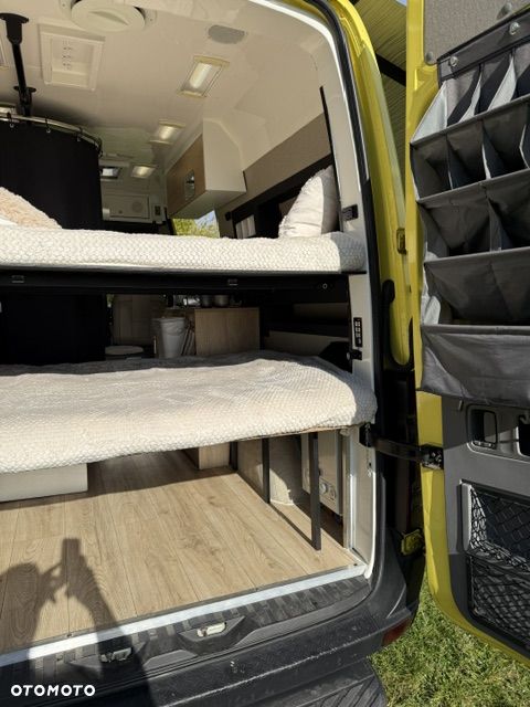Mercedes-Benz Sprinter - 29