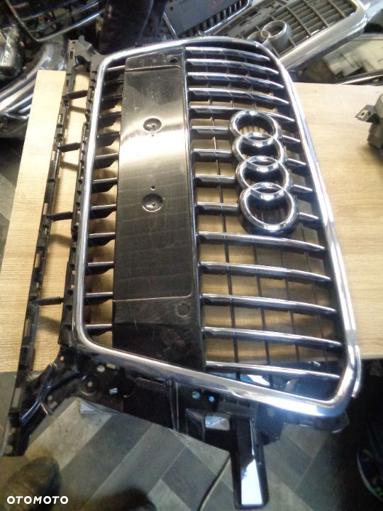 AUDI Q5 8R LIFT S-LINE GRILL - 2
