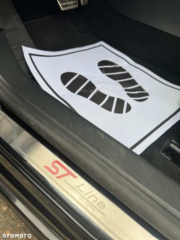 Ford Focus 1.0 EcoBoost ST-Line ASS PowerShift - 28