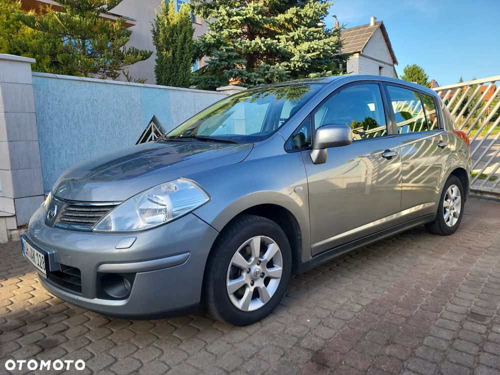 Nissan Tiida 1.6 Visia - 8