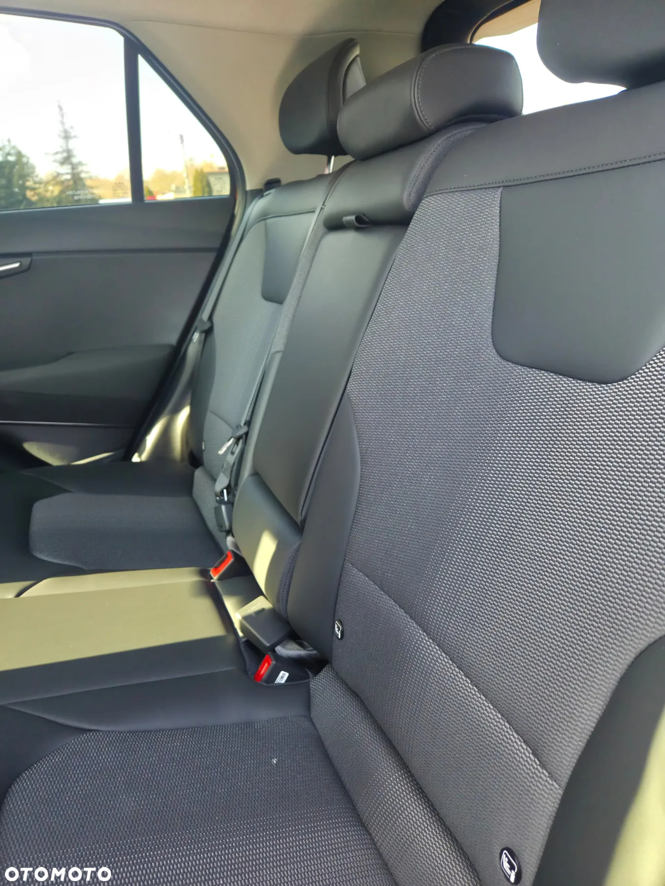 Kia Niro 1.6 GDI Hybrid Business Line - 14