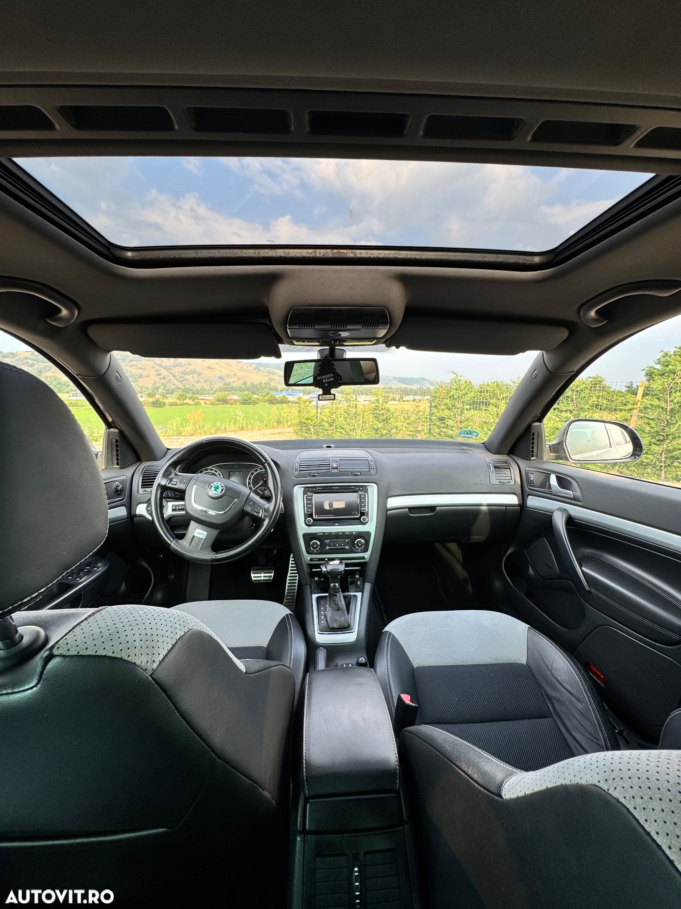 Skoda Octavia Combi 2.0 TDI DPF DSG RS - 5