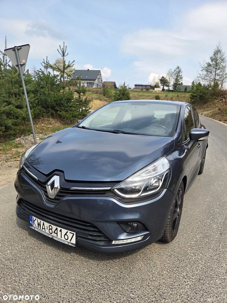 Renault Clio - 2