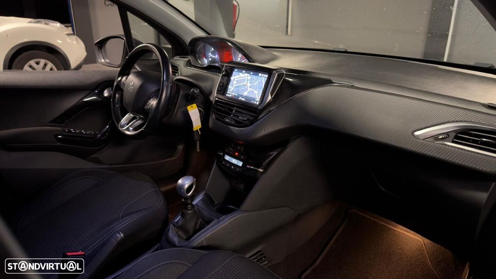 Peugeot 208 1.5 BlueHDi Allure - 12