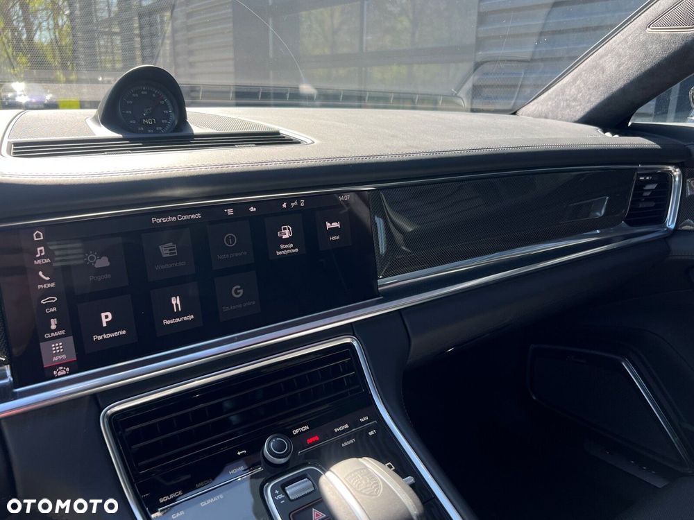 Porsche Panamera - 24