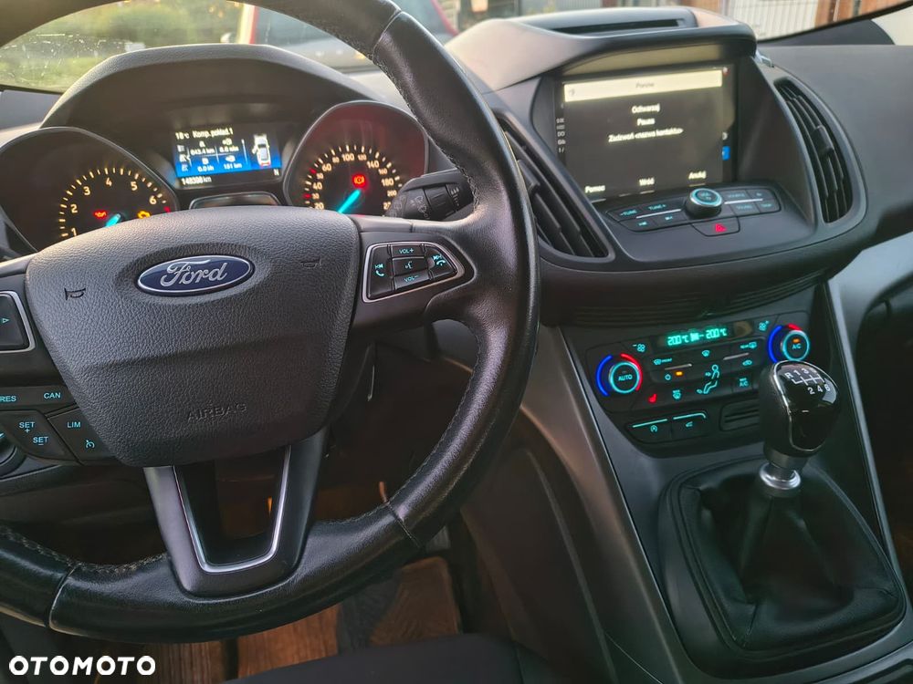 Ford Kuga 1.5 EcoBoost FWD Trend ASS - 4