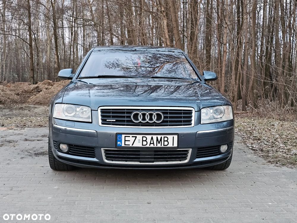 Audi A8 4.2 Quattro - 8