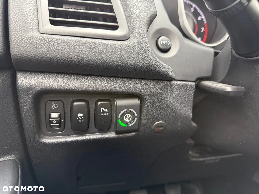 Mitsubishi ASX 1.6 ARCTIC - 16