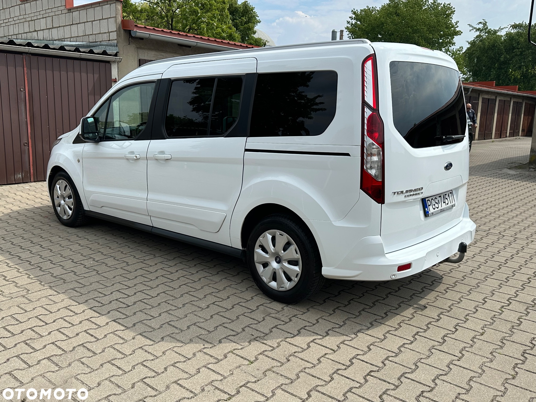 Ford Tourneo Connect Grand 1.5 EcoBlue Start/Stop Active - 4