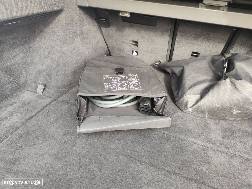 BMW 330 e Line Sport Auto - 18