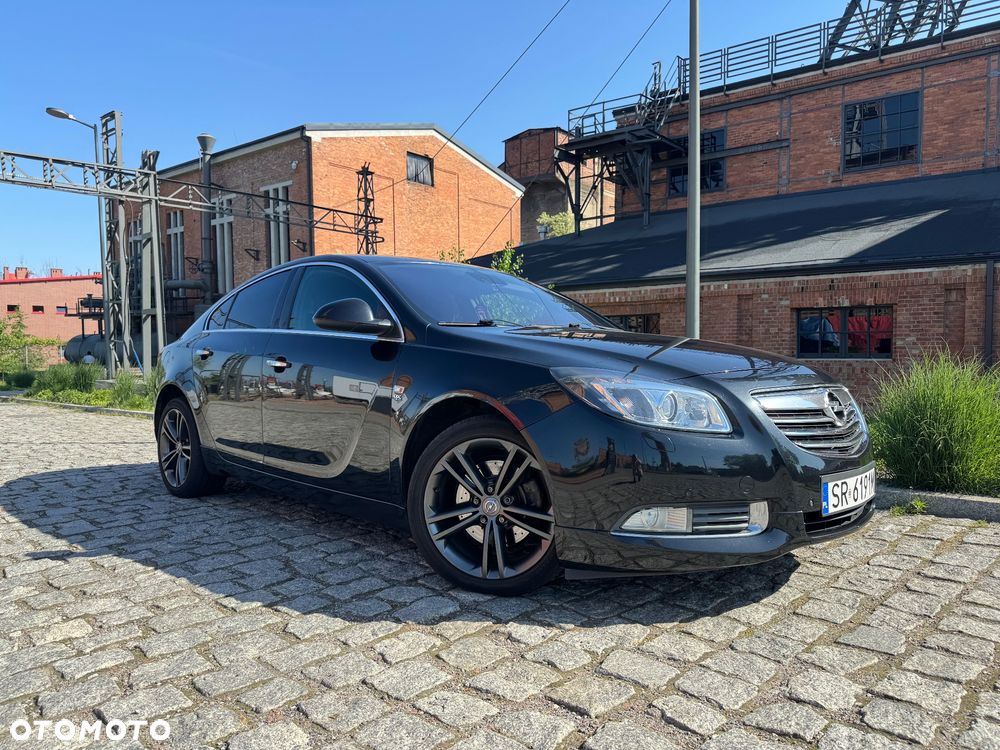Opel Insignia - 1
