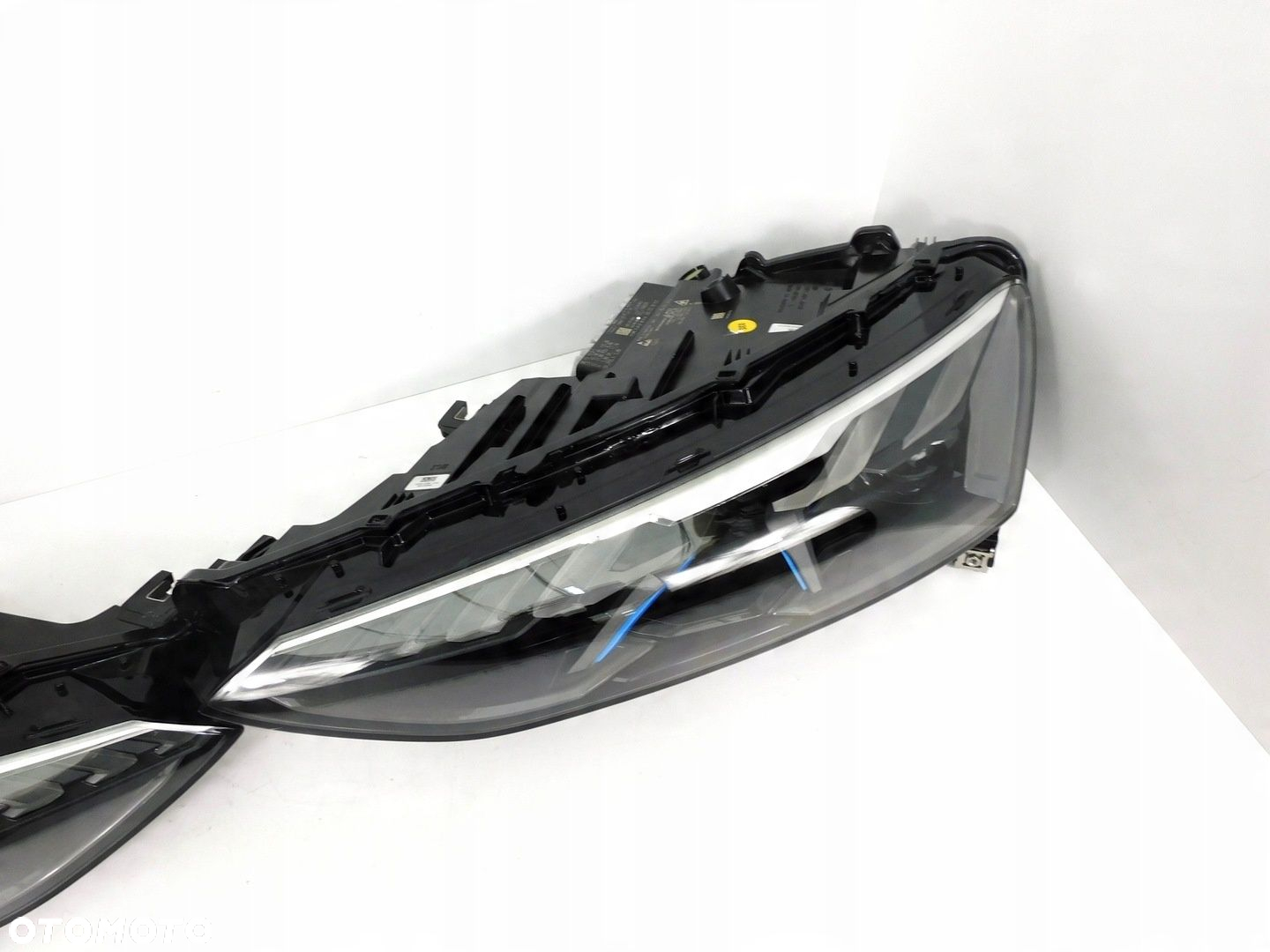AUDI E TRON GT RS 4J3 LAMPA PRAWA LEWA LASER - 7