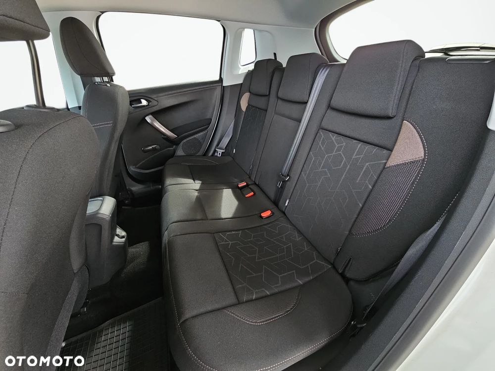 Peugeot 2008 1.2 Pure Tech Allure S&S - 32