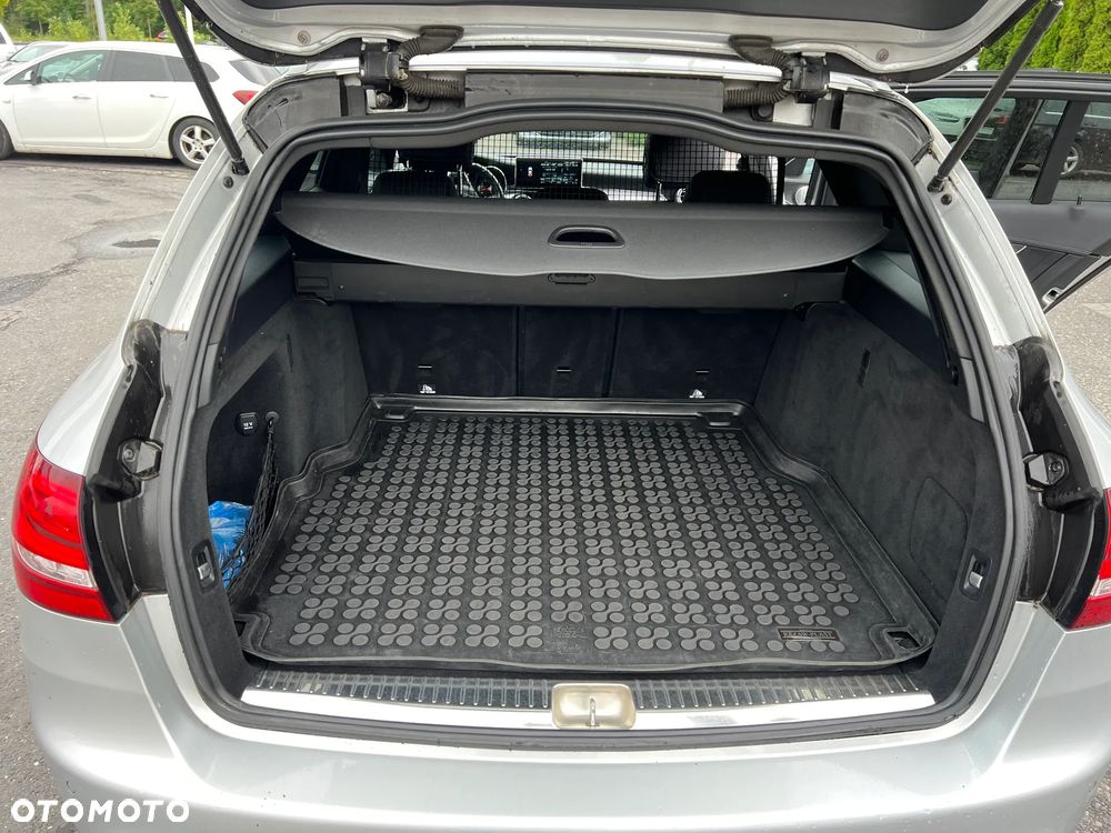 Mercedes-Benz Klasa C 400 4Matic 7G-TRONIC AMG Line - 13