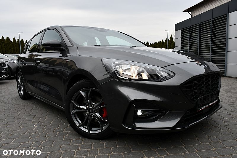 Ford Focus 1.5 EcoBlue Start-Stopp-System ST-LINE STYLE - 36