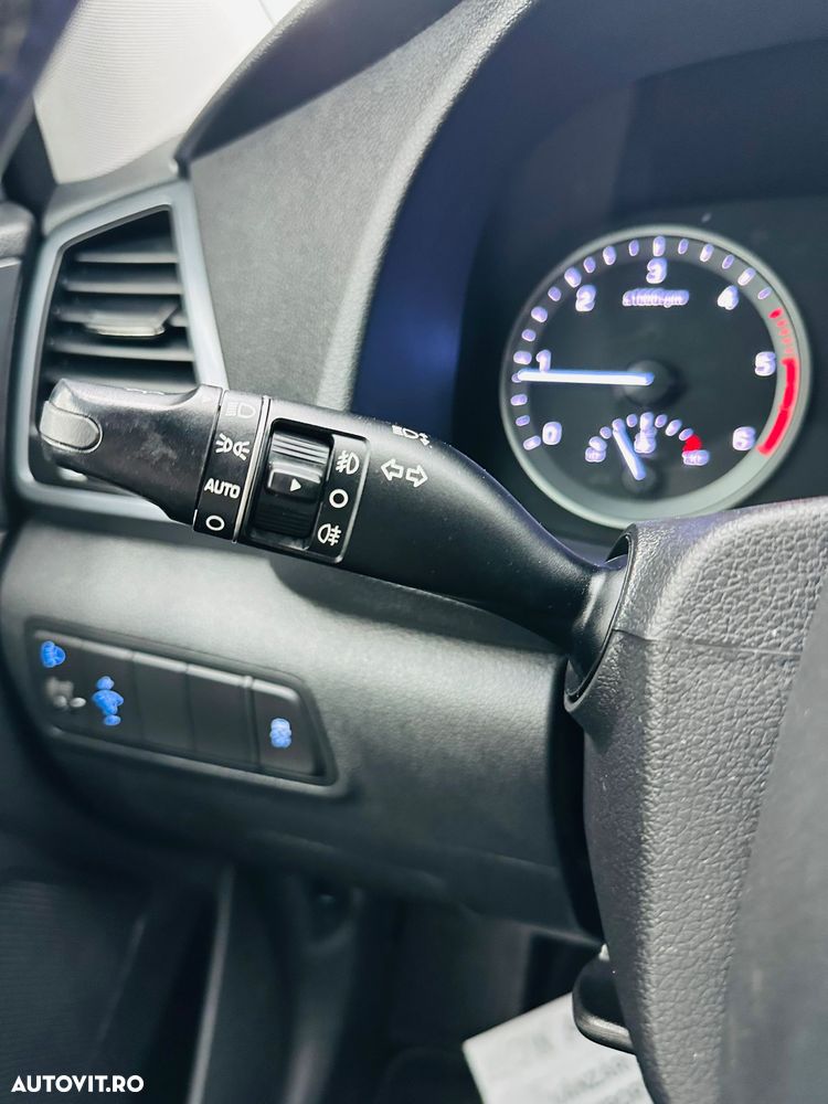 Hyundai Tucson blue 1.7 CRDi 2WD Passion Plus - 28